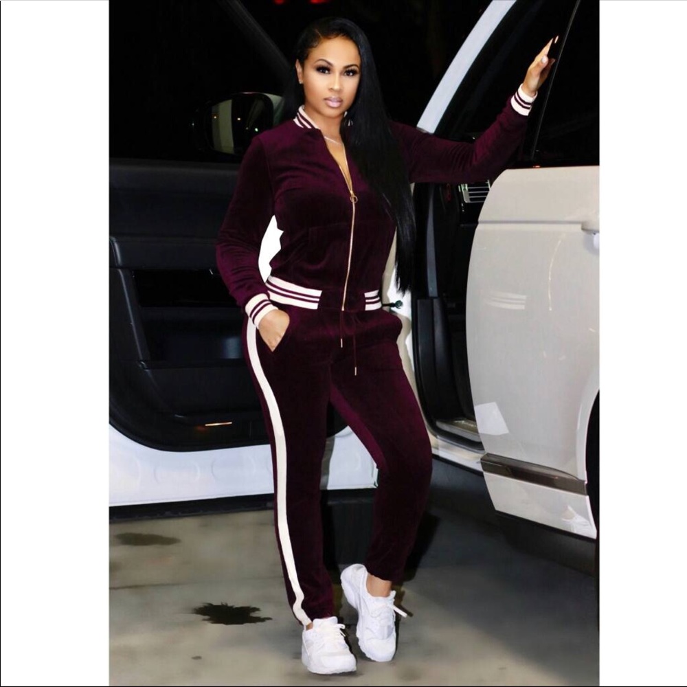 Two piece jumpsuit. Sizes- S. XXL. XXXL